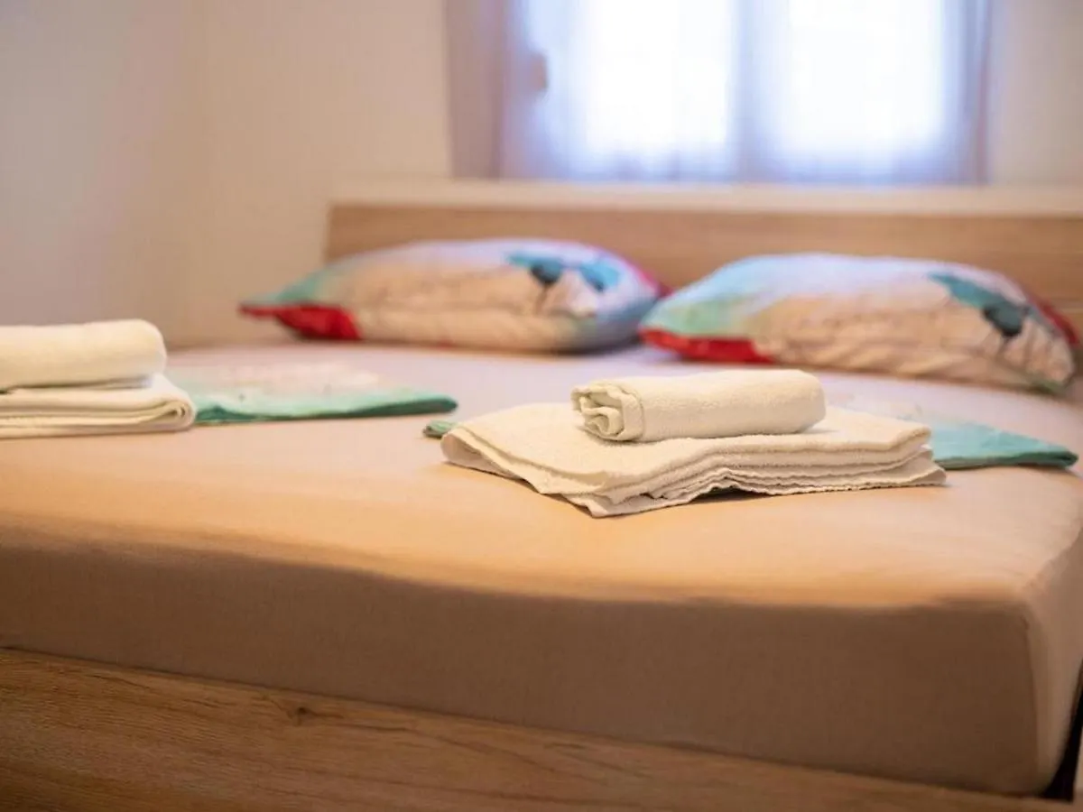 Guest house Apartment Ankica Polje  Croatia