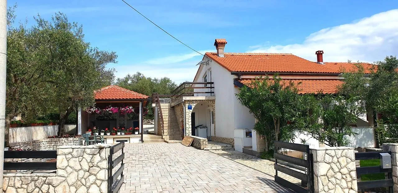 Guest house Apartment Ankica Polje